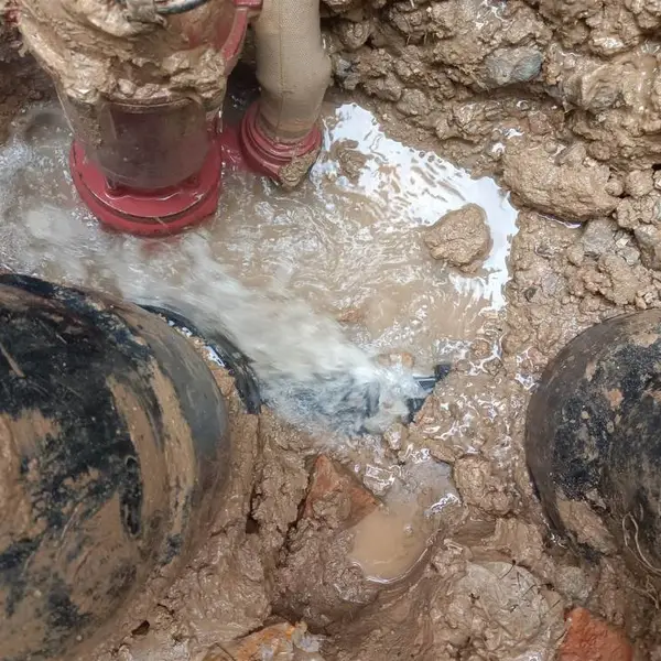 自来水管道漏水维修,家庭暗管滴水检漏公司,水管漏水探测电话