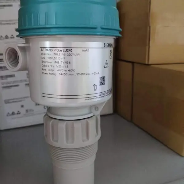 超声波液位计 水位化工液位测量 法兰连接智能高频式 测量液位物位计
