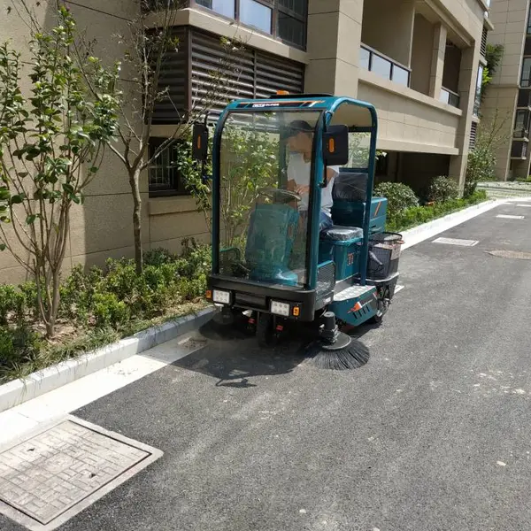 ��������JC1500FС�ͻ�����ʻʽɨ�ػ� ������������Ʒ��С����·����ɨ�س�