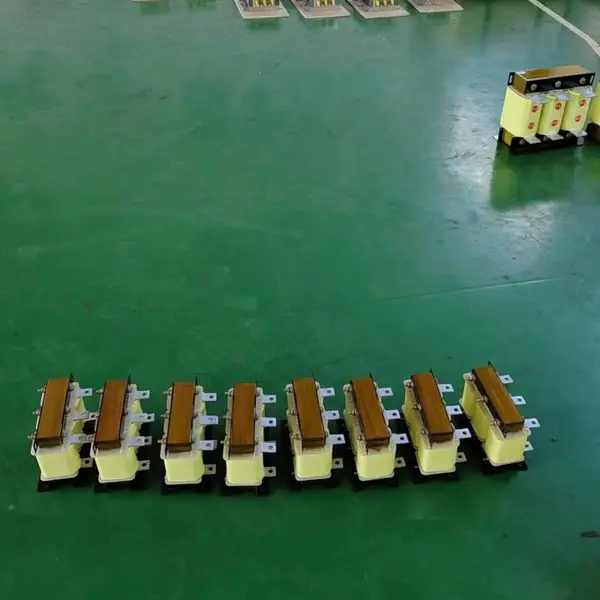 鲁杯电气出线电抗器SOCL-0800-EISC-240D减少变频产生的谐波对其他元件的干扰