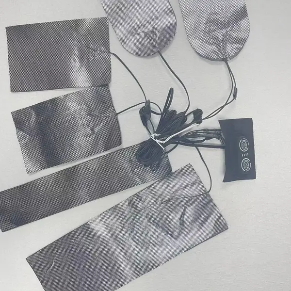 马甲发热片,电加热服装 7.4V一拖六发热片
