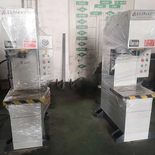 力邦YQ41-20t单臂液压机 轴承压装校正压力机 C型10吨单柱油压机
