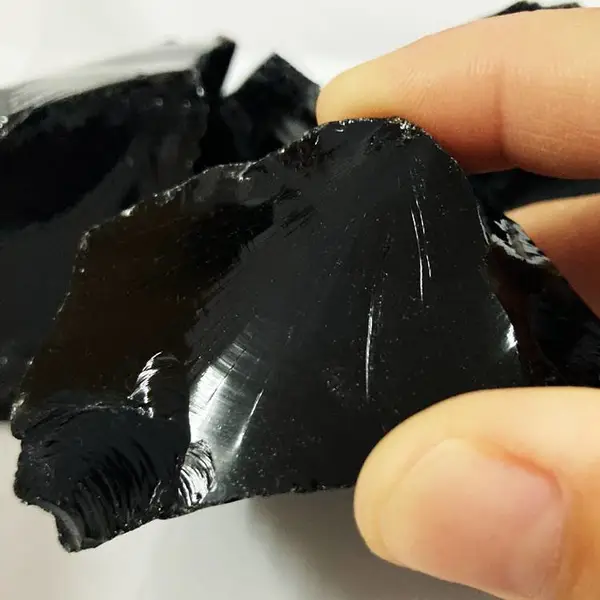 懿哲供应墨西哥黑曜石原石 样品提供