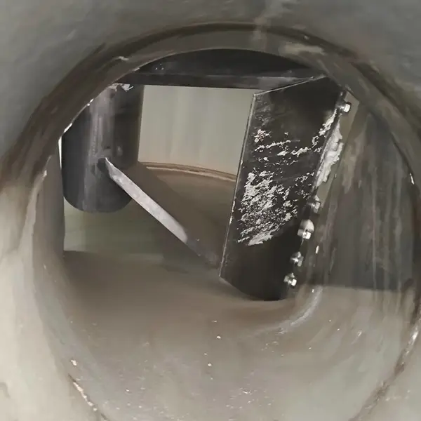 低价处理赛德力1250卧式刮刀离心机带水泥底座成色新。
