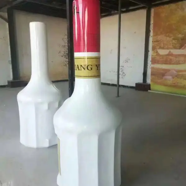 选用景区五粮液瓶子生产商 喷泉雕塑 提供酒瓶子雕塑生产