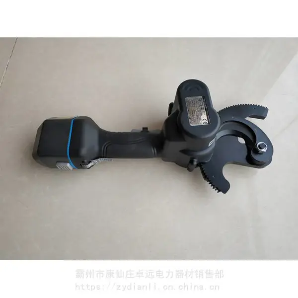 �ձ�IZUMIҺѹ�����е�REC-54M���ʽ�����е��ж�ǯ���ʽҺѹǯ