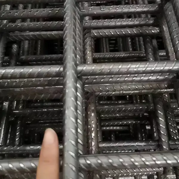 建筑钢筋网片钢丝防护网片加粗格地坪地暖铁丝网片房屋地暖网片