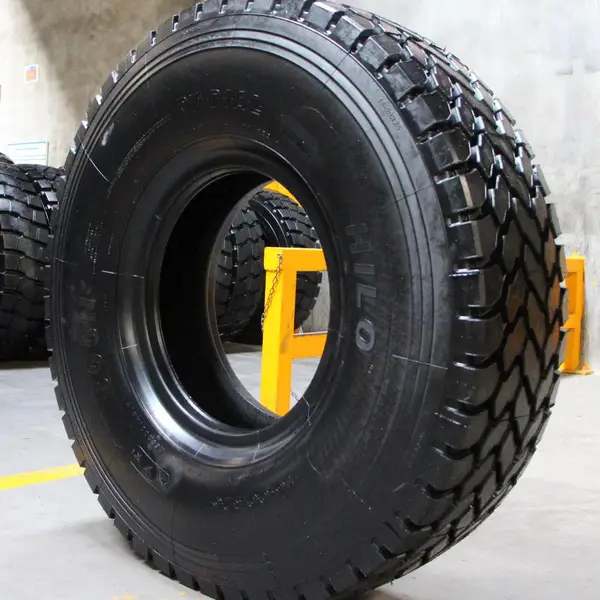 HILO 445/95R25 (16.00R25)三星 起重机吊车专用华鲁轮胎