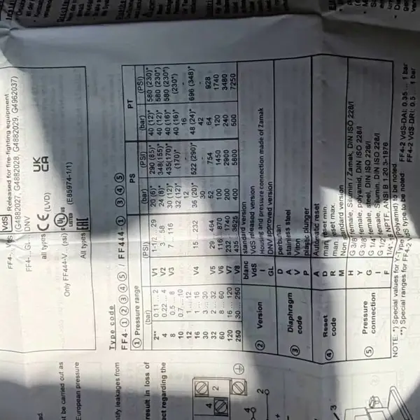 TIVAL FF4-4DAH 压力开关
