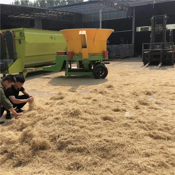 养牛户秸秆粉草机 叉车抓草自动进料圆盘破草机