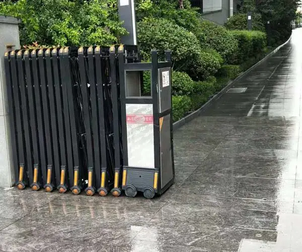 西安电动门 长安区伸缩门 各金属材质制作安装维修供应商