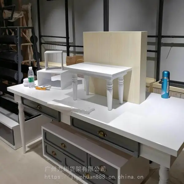 礼品货架进口零食货架名创货架母婴用品
