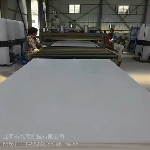 PVC����ģ���������豸/PVC��ǽ�� �Ҿ߰塢��Ƥ���ݰ��������