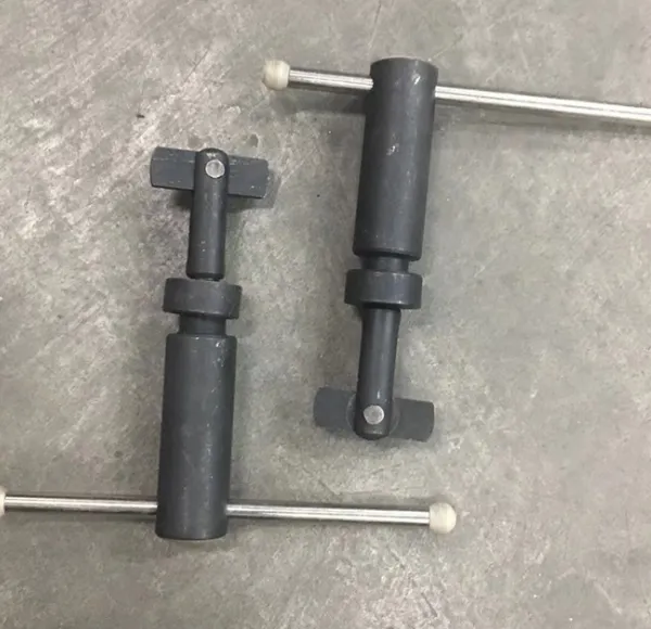 间隔棒扳手；分裂导线间隔棒扳手工具；间隔棒橡胶垫更换扳手；分裂间隔棒扳手工具