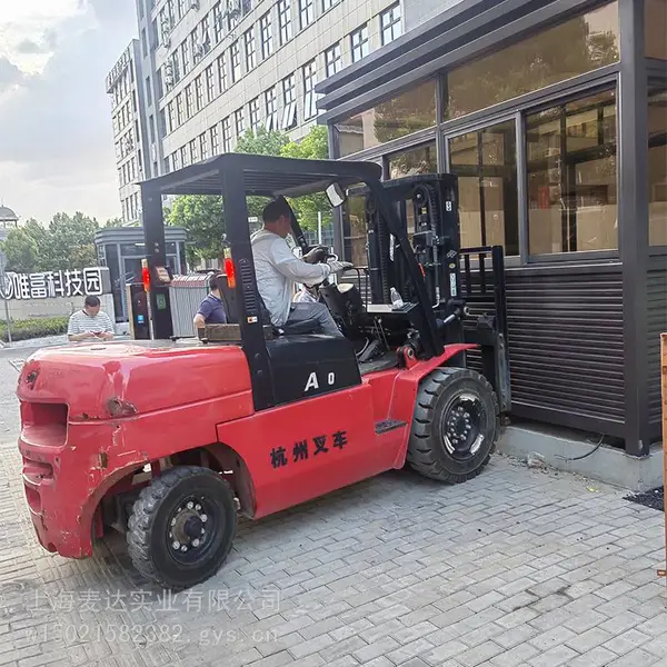 上海奉贤区沪杭公路叉车出租吊车带吊篮高空广告空调安装