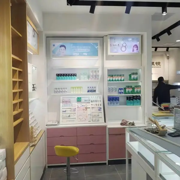 青岛展柜定制工厂 眼镜店设计装修 ***感墨镜陈列架