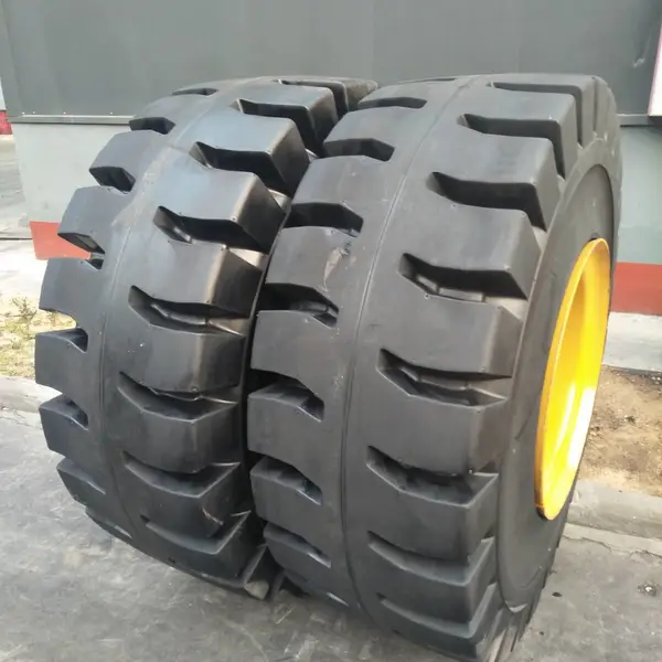 玻璃厂木材厂用l柳工855装载机实心轮胎23.5-25