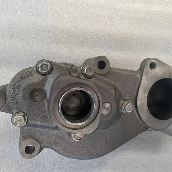 日本配套工厂6215-51-1500机油泵SAA12V140E发动机配件销售