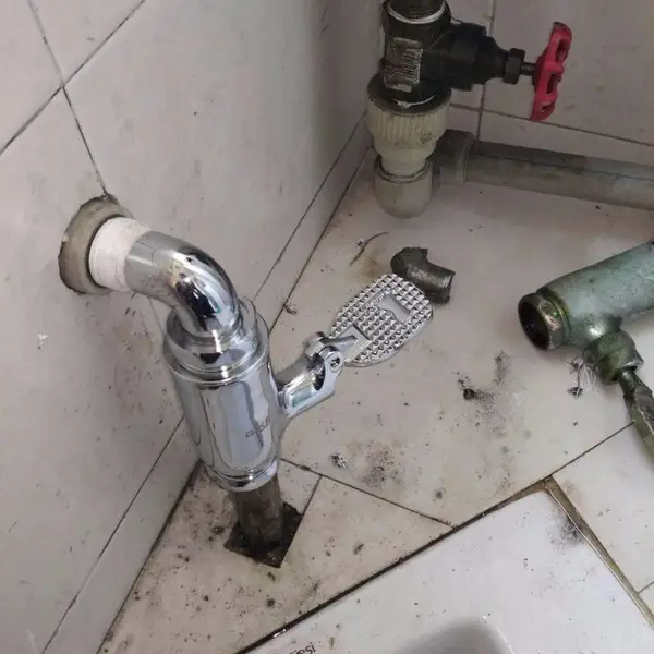 南京秦淮区专业维修水***漏水 集庆门维修卫生间漏水 修复铸铁管