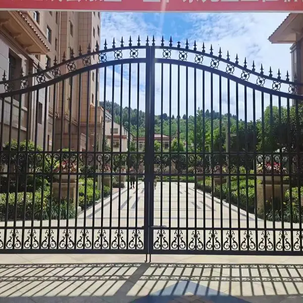 宝鸡锌钢铁门别墅铁艺庭院门大门乡村花园欧式对开小区定制铁艺大门铝艺大门