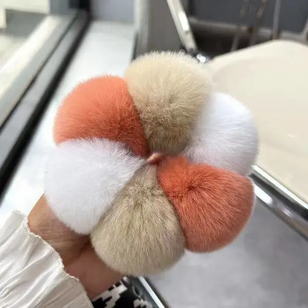 毛毛发圈简约可爱网红毛绒毛球发绳头饰皮筋发饰女生送人