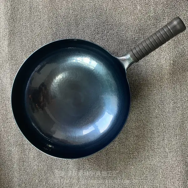 章丘手工锻打纯铁锅家用炒勺无涂层熟铁炒锅正宗章丘铁锅牌子