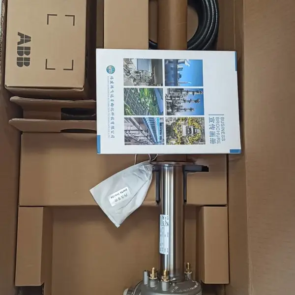 SURT3000UXI-CH安装技术支持UPS电源模块M2AL12-18CFR正规代理商