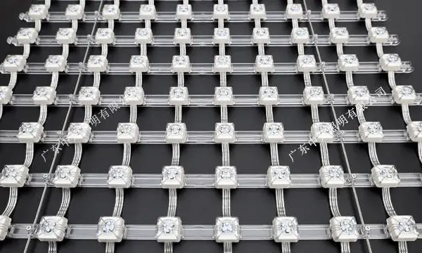 广东建筑融屏LED网格屏联系人 欢迎咨询 广东中凡照明供应