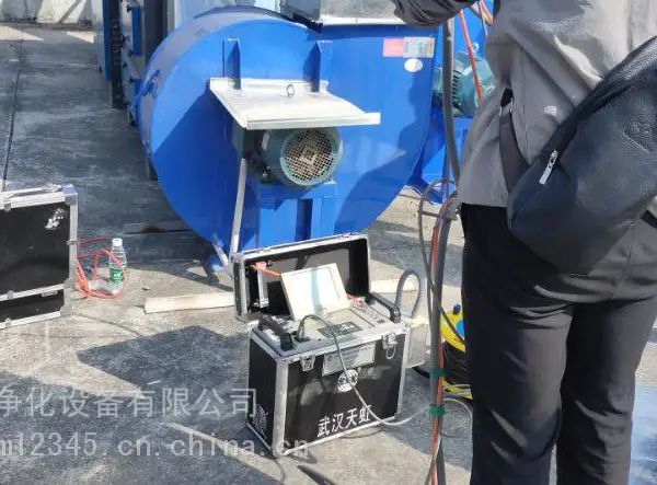 深圳聚能净化电子厂烙铁烟雾净化设备报价,深圳电子厂UV废气安装焊锡排烟废气净化