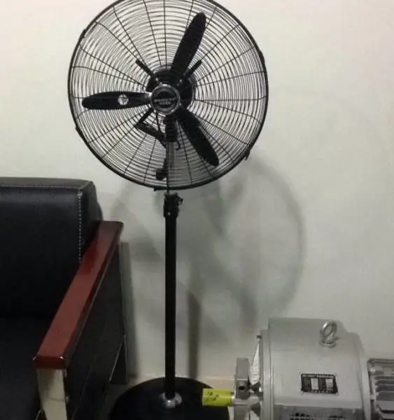 德东落地式工业风扇SF750-4摇头扇240W风量大