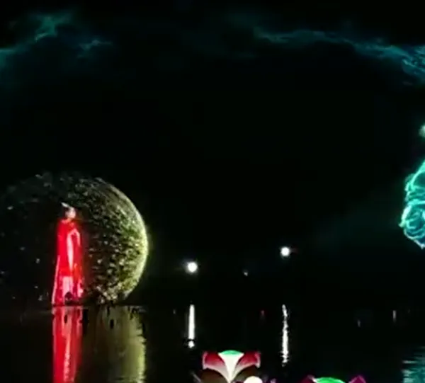 �Ĵ�������ȪحˮĻ��Ӱ������Ȫ������� ��������Ӱˮ��