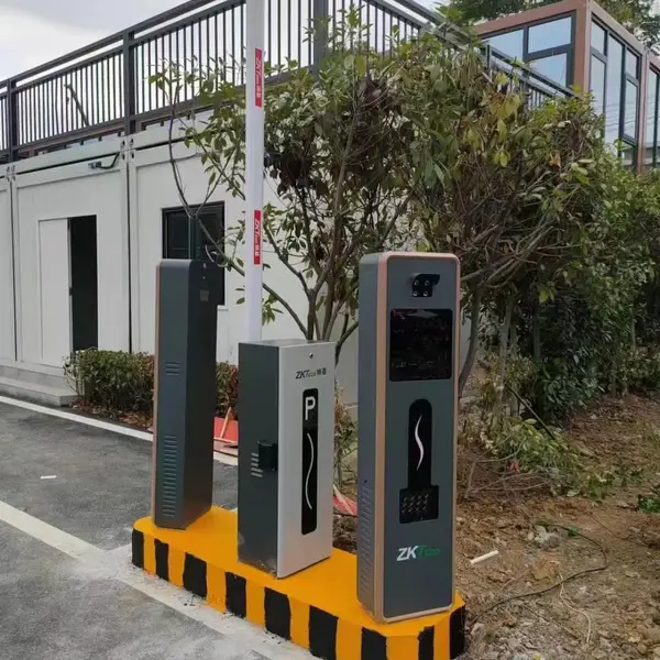 兴国县熵基车牌识别系统 停车场系统 小区道闸智能广告 车牌识别管理系统安装