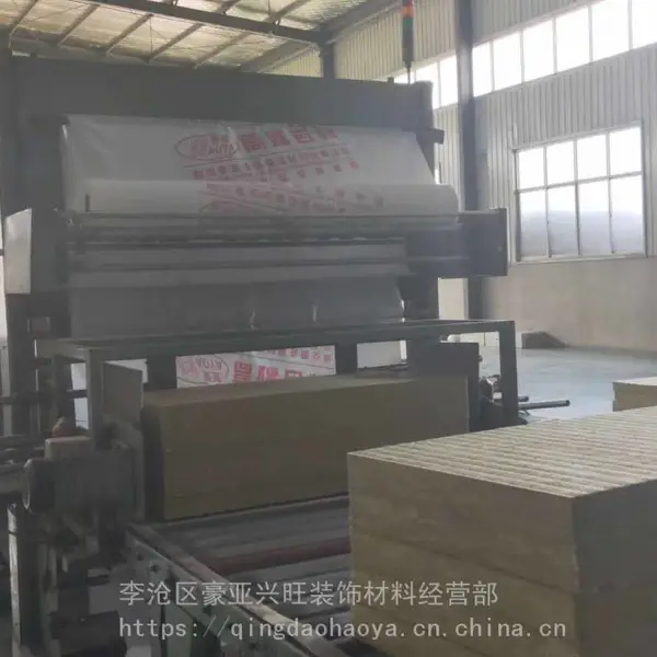 沈阳外墙岩棉保温板安装可切可据,安装简单,施工方便