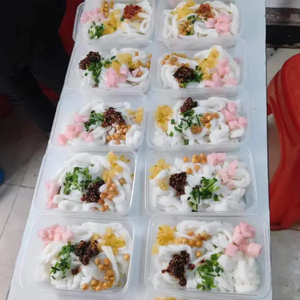 食品机械设备 泡沫箱肠粉机 特色小吃 你吃过吗 街边摆摊