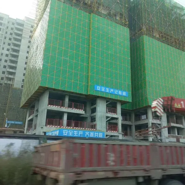 建筑外围安 喷塑钢板圆孔网片 金属防尘网片 圆孔