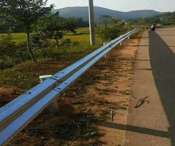 韶关道路交通安全设施整治工程 波形梁护栏型号采购