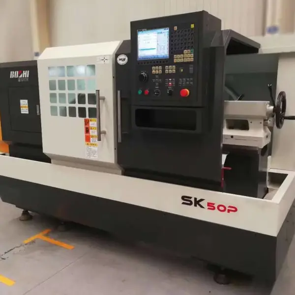 数控车床SK50C-1500主轴孔径加大标配广数980TDi系统