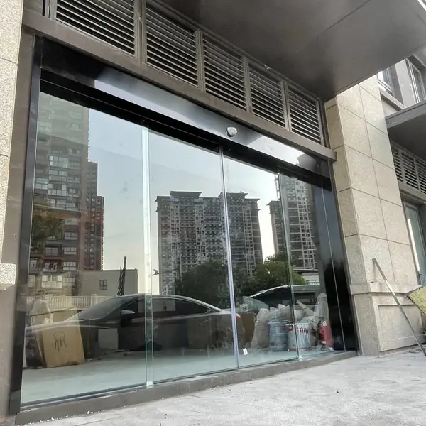 北辰区安装玻璃门,电子感应门,全铝肯德基门做工漂亮