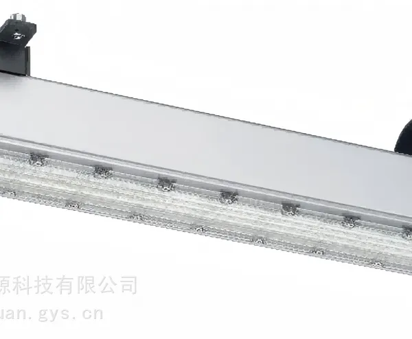 LED三防灯光效值及光通维持率led三防灯防眩光长条线形