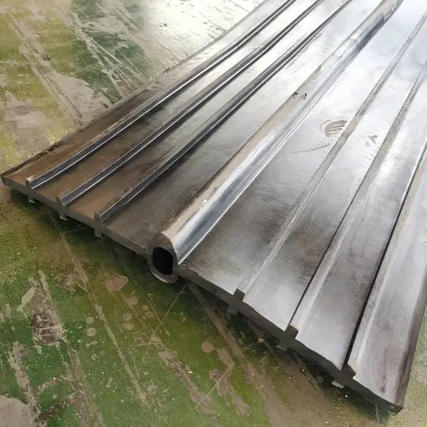 651型止水带 中埋式橡胶止水 CB型带孔 建筑变形缝沉降缝通用