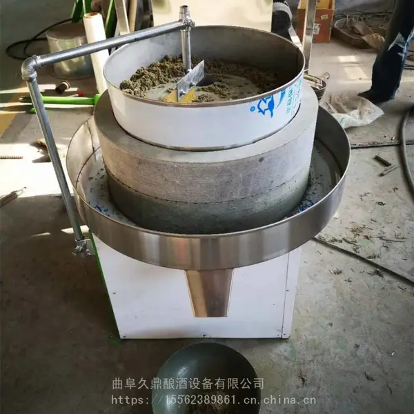 现货供应全自动石磨面粉机组小型艾绒电动石磨