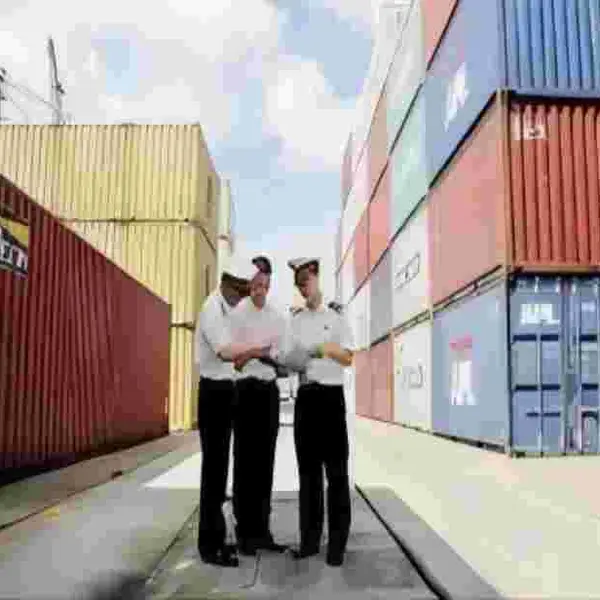 深圳- 出口机动车坐具 转椅 沙发 飞机用坐具 等 实力报关