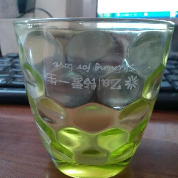 玻璃杯激光打标加工、保温杯激光刻字、礼品、纪念品激光刻字