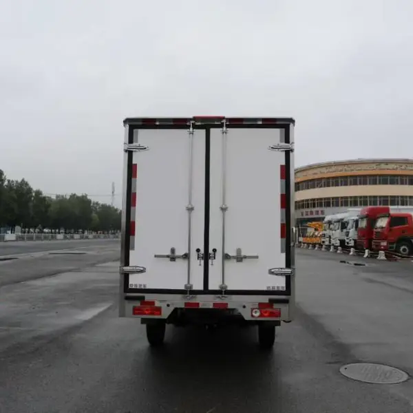 吉利?F1E纯电动冷藏车(小微卡)绿牌城配冷链,C1可开能耗低