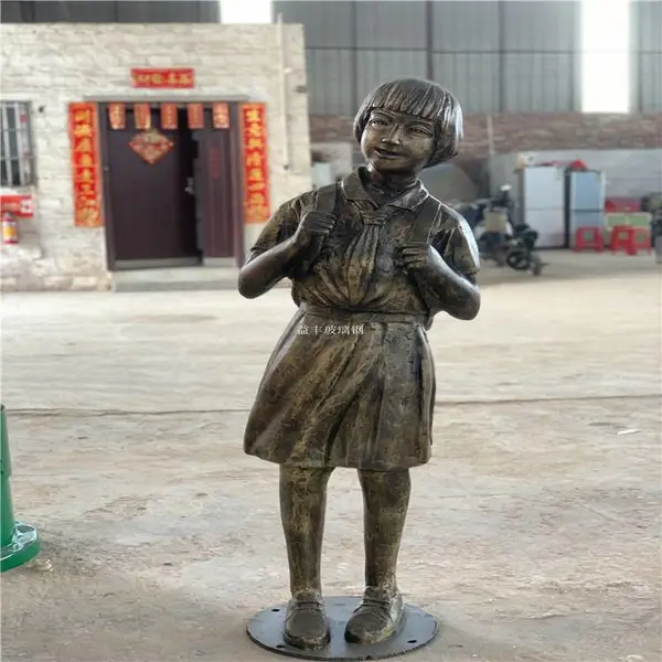 梅州玻璃钢背书包学生雕像 校园仿铜人物雕塑