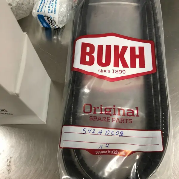 优势供应bukh V型皮带 542A0602
