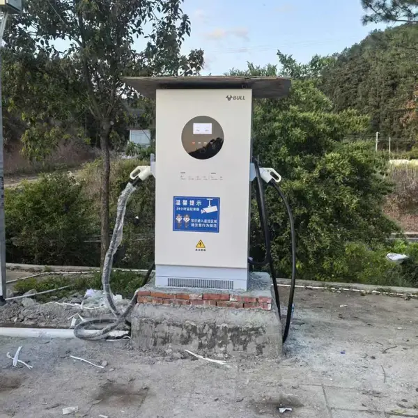 地下车库适配公牛 160KW 快充桩双枪同充免外置变压器安装省时省力