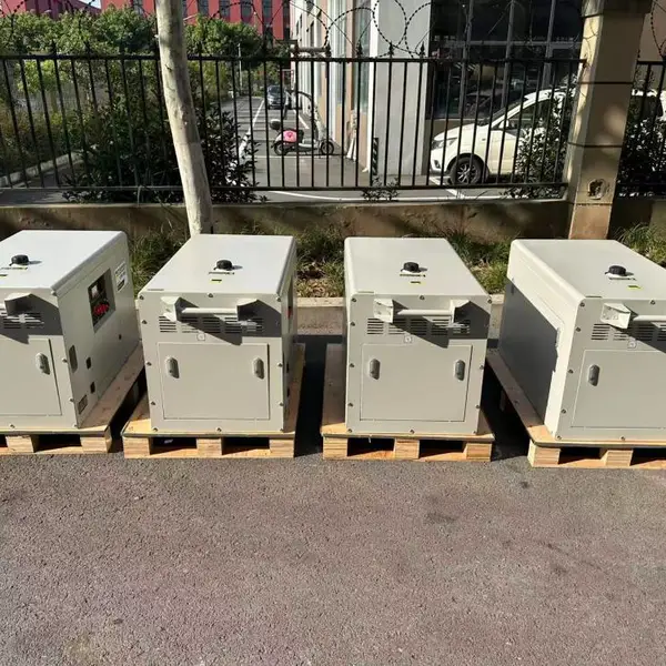 10KW汽油发电机组静音双机并联租赁专用