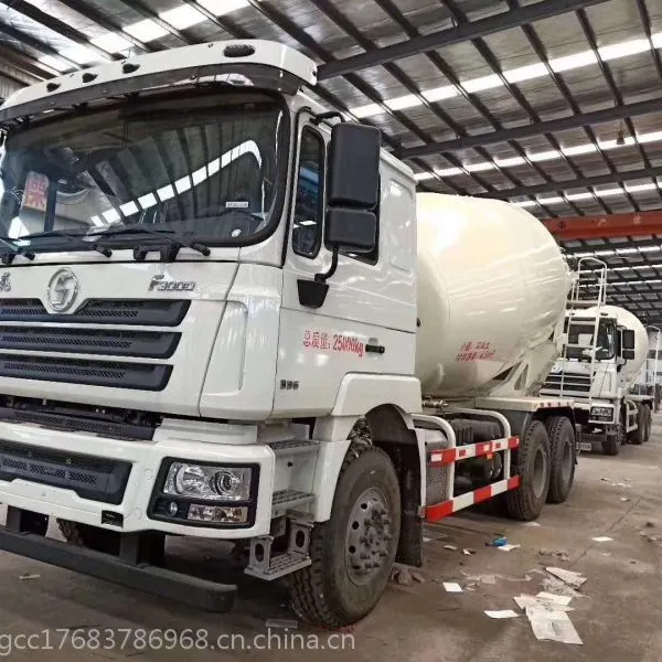 陕汽德龙三桥搅拌车12方