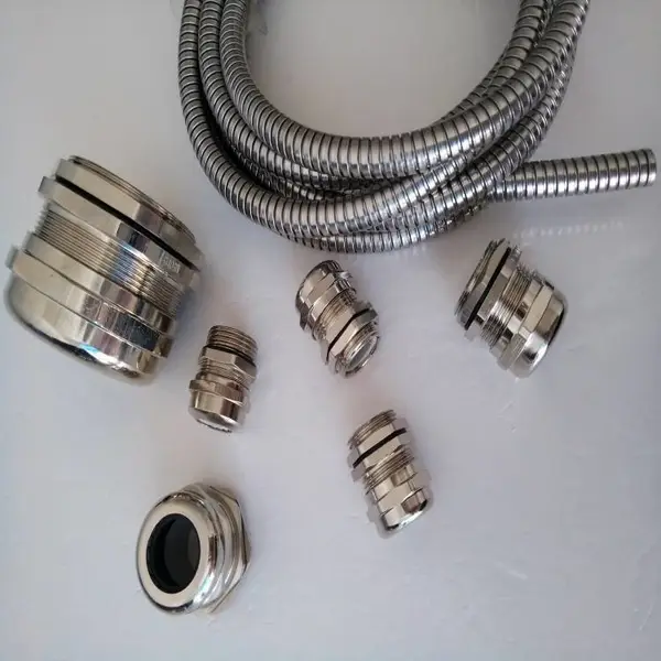 �߸����ӹ�����ַ�ˮ��װ����ͷֱͨ�ܷ�������NPT1��ӹ�ʽ���Ϻ�